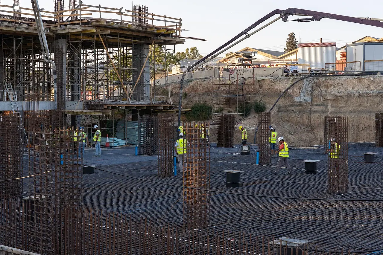 Apresentar a Construção de Galpão Industrial